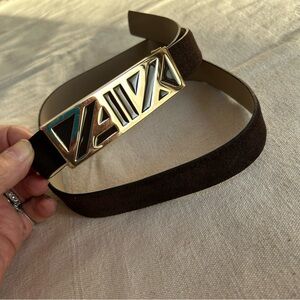 Anne Klein brown suede leather belt w/stunning 3.5” gold tone AK logo buckle. Lg